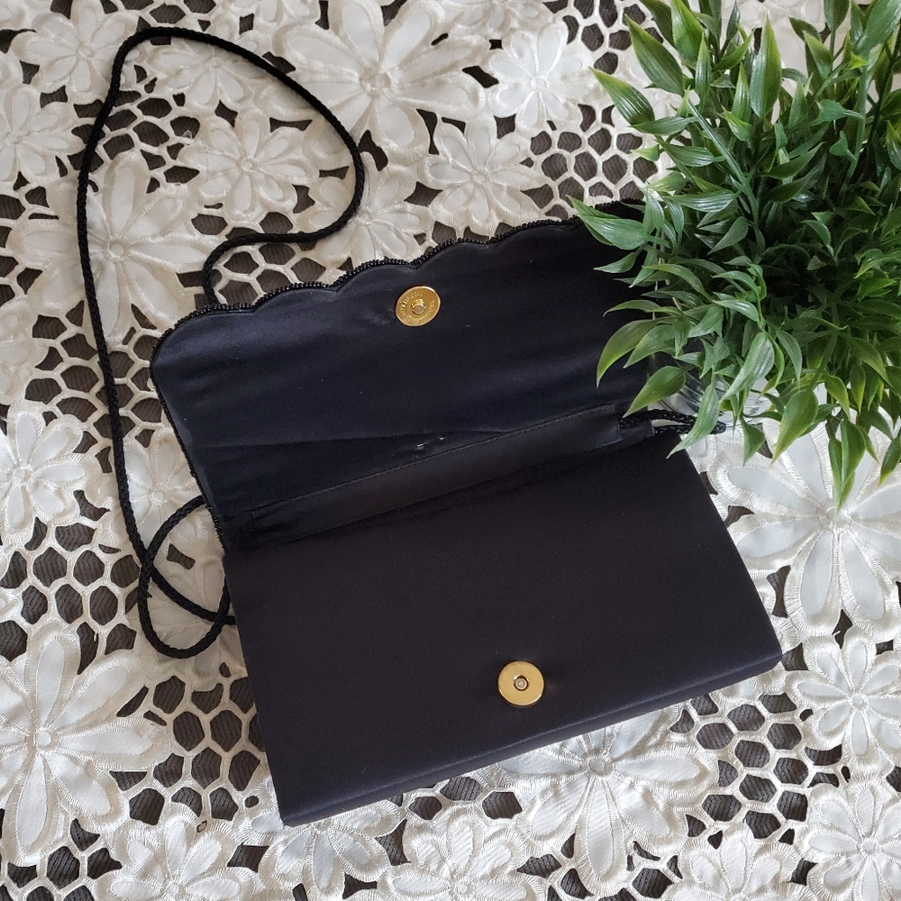 VINTAGE | Beaded Mini Purse - Picture 4 of 8